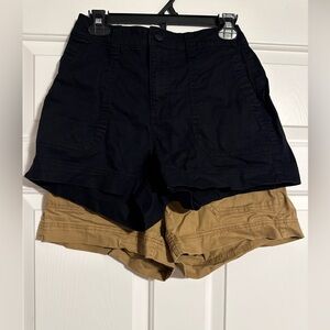 Old Navy Women's Black and Tan Cargo Shorts